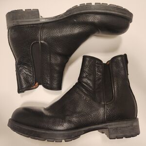 Men's Black Leather Chelsea Boots